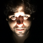 ¿Por qué nos asusta la oscuridad? - S de Stendhal